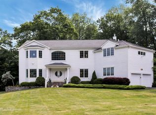 16 Little Pine Rd, Bedford Corners, NY 10549