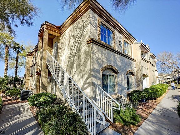 3rd image of 3400 Cabana Dr Unit 2014