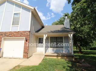 1364 N Mart Way Dr, Olathe, KS 66061