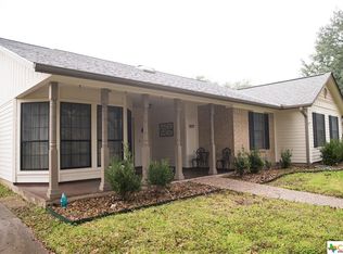 307 Chimney Rock Dr, Victoria, TX 77904