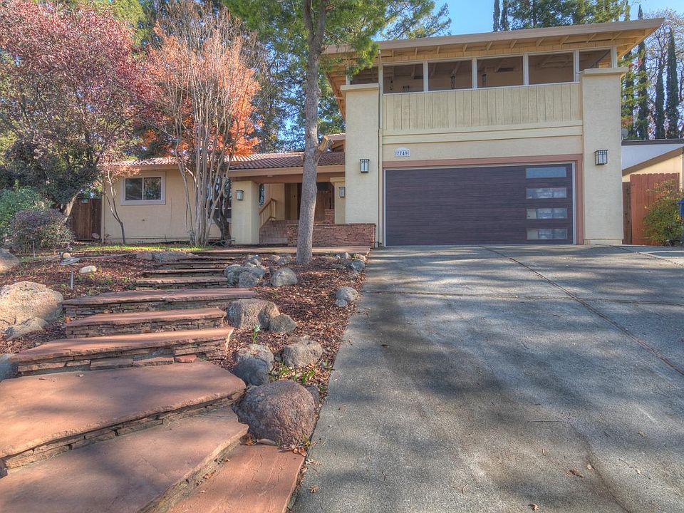 1st image of 7749 Doneva Ave