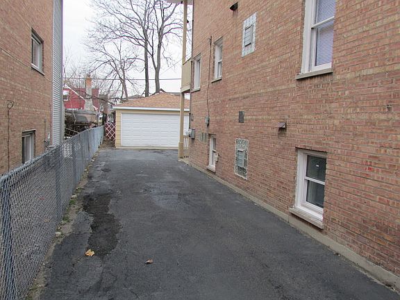 2nd image of 1012 S 14th Ave