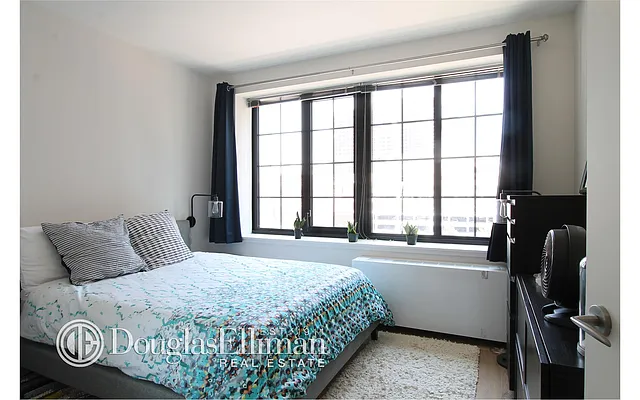 Rented by Douglas Elliman | media 13