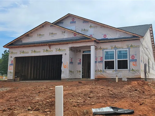 101 Denbigh Ln, Greenville, SC 29605
