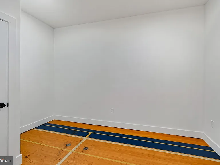 123 S Main St #6 — Photo 26