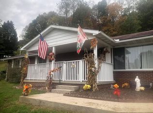 255 Dayton Park Rd, Philippi, WV 26416