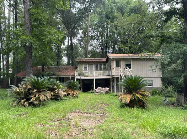 1117 E Cedar River Rd, Montgomery, TX 77316
