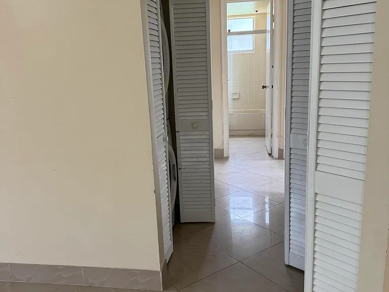 9921 Three Lakes Cir #9921 — Photo 41