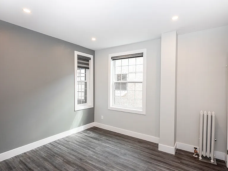 883 Grosvenor Ave #6 — Photo 45