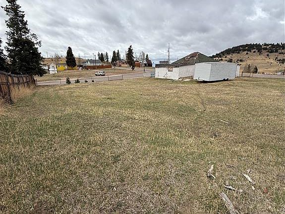 4th image of 239 W Bennett Ave