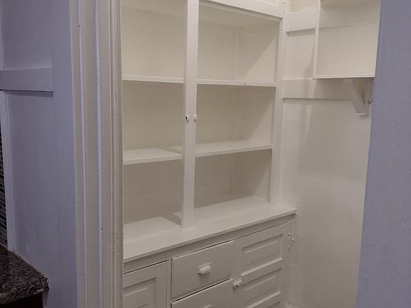 3rd image of 7102 Carnegie Ave #17