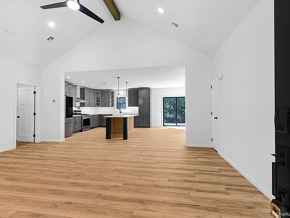 3rd image of 375 Breezy Hill Road