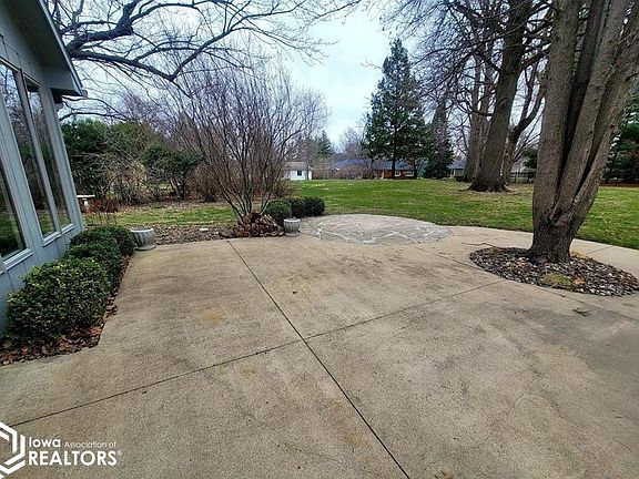 5th image of 1608 S Park Ave