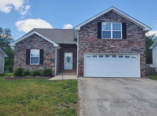 1813 Jackie Lorraine Dr, Clarksville, TN 37042
