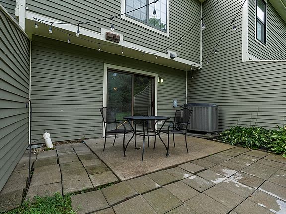 5th image of 2426 Palmeadow