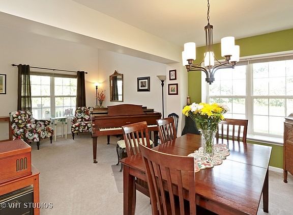 3rd image of 1030 Club Lake Dr