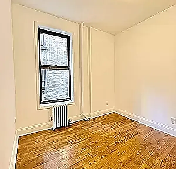507 E 73rd St #7 — Photo 3