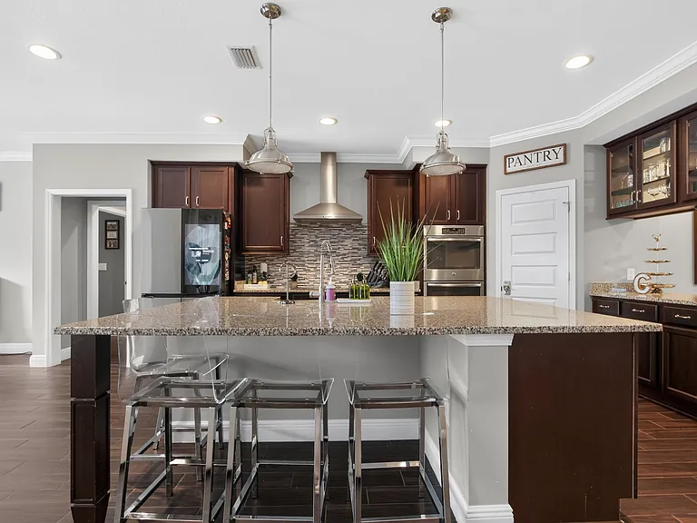 5522 Frontier Dr — Photo 11