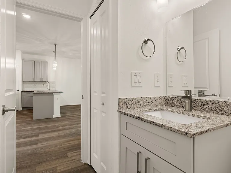 1070 Nomad Rd #1070 — Photo 21