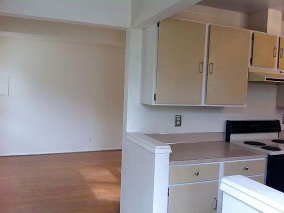 2nd image of 325 Bertha Ave #B