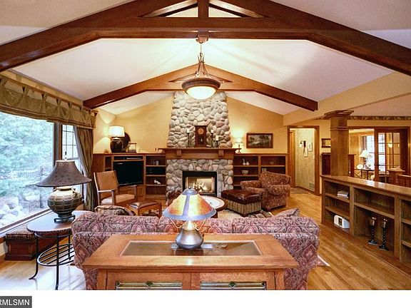 4th image of 433 Vadnais Lake Dr