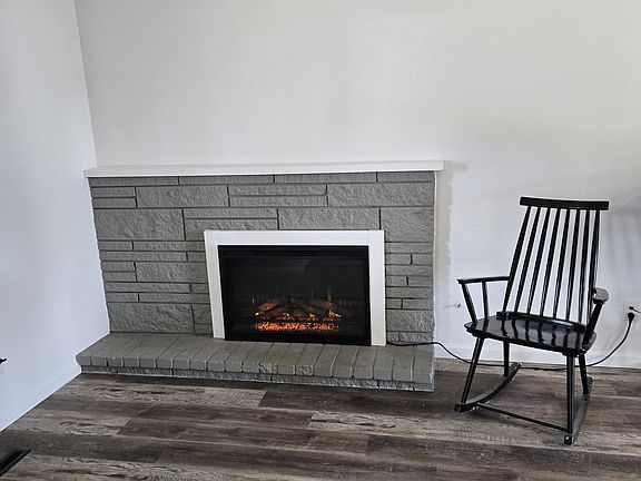 5th image of 6617 N Hartley St