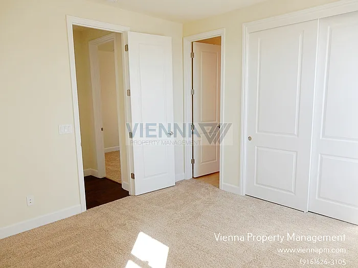 1062 Yucca Dr — Photo 22