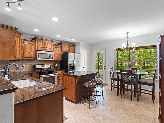 4th image of 3509 E Vandalia Court