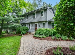 429 Birchwood Ct, White Bear Lake, MN 55110