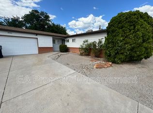 10321 Santa Paula Ave NE, Albuquerque, NM 87111