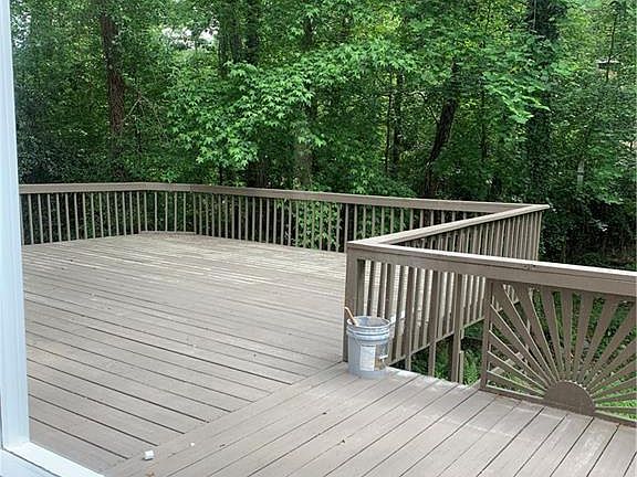 5th image of 4624 Rivercliff Dr