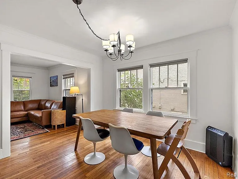 529 Hawthorn Ave — Photo 30