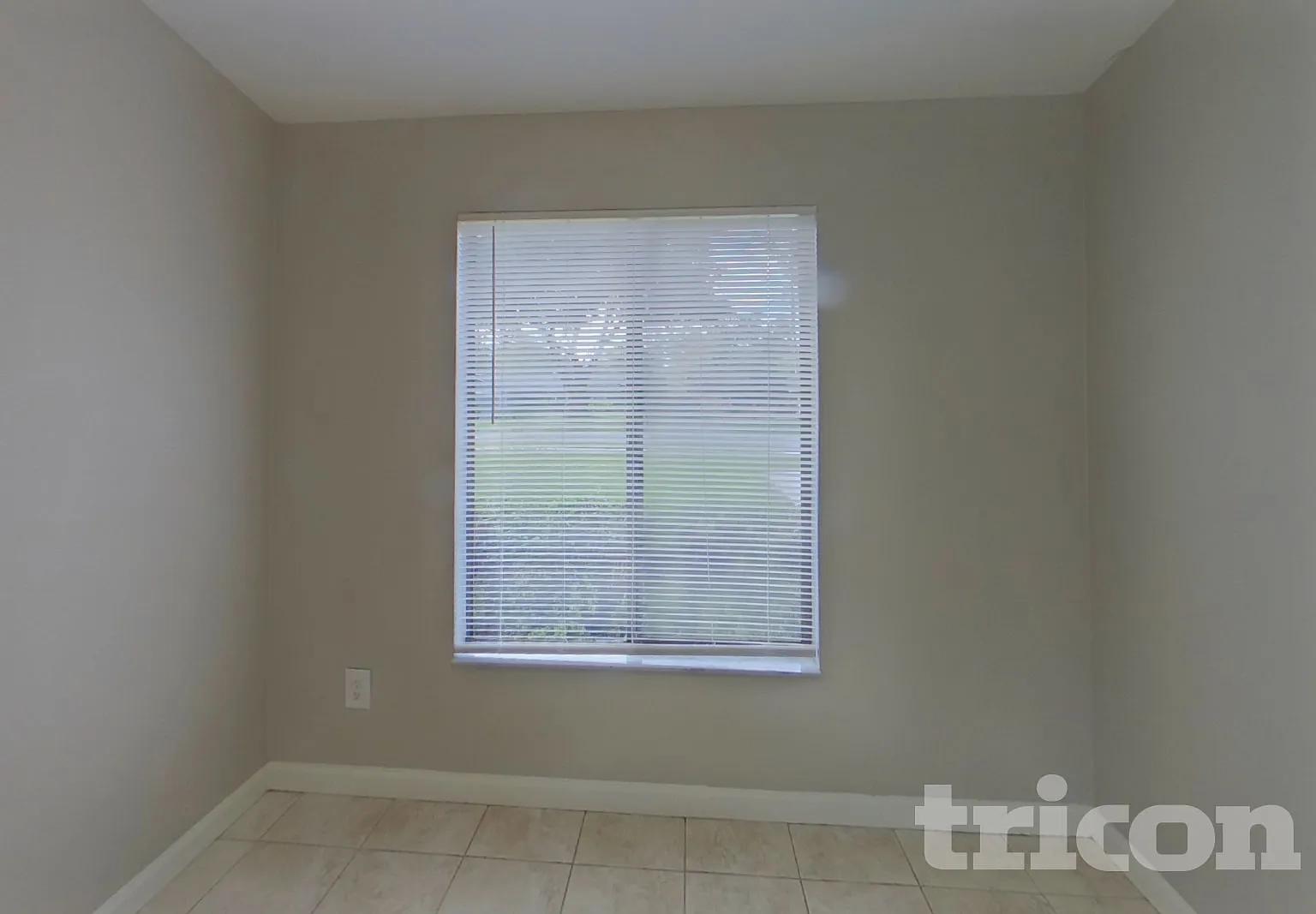 3721 Foxcroft Road Jacksonville FL — Photo 4