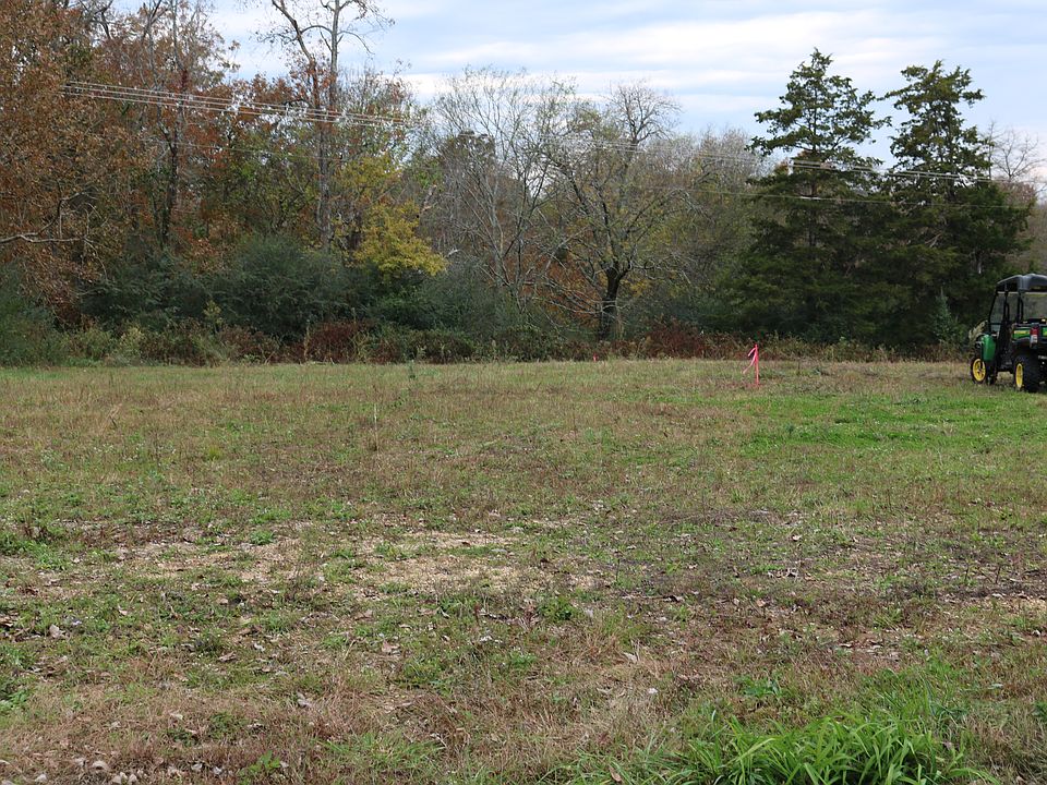 2nd image of Old Union Rd