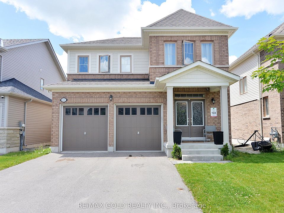 1st image of 133 Harpin Way E