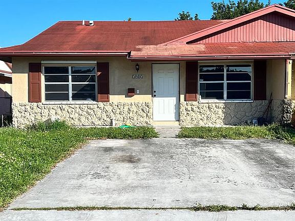 3rd image of 3903 Harwood St
