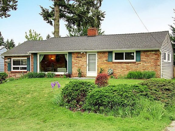 2nd image of 15243 6th Ave NE