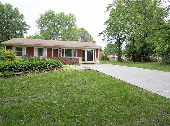3rd image of 1806 Rankin Dr