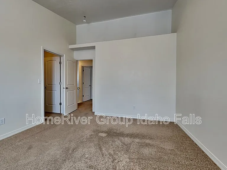 1629 N Stevens Dr #B — Photo 7