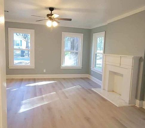 5th image of 6008 Henderson Ave