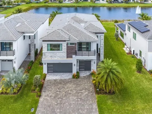 8074 Laurel Falls Dr, Boca Raton, FL 33496