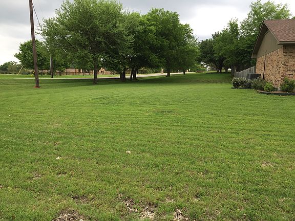 3rd image of 5638 Woodland Hills Dr