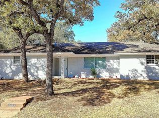 1408 Canterbury Cir, Fort Worth, TX 76112