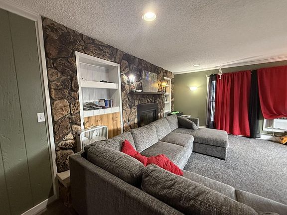 3rd image of 402 5TH STREET