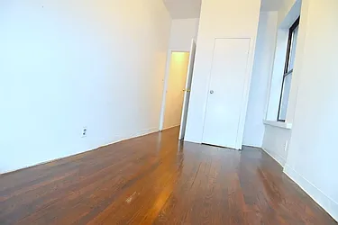 Rented by Manhattan Spaces