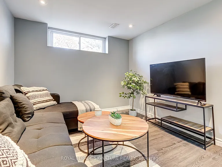 71 Daleside Cres #BASEMENT — Photo 13
