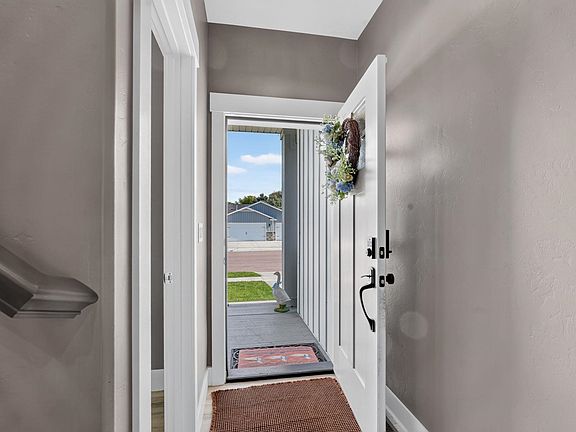 2nd image of 1367 Troy Ln