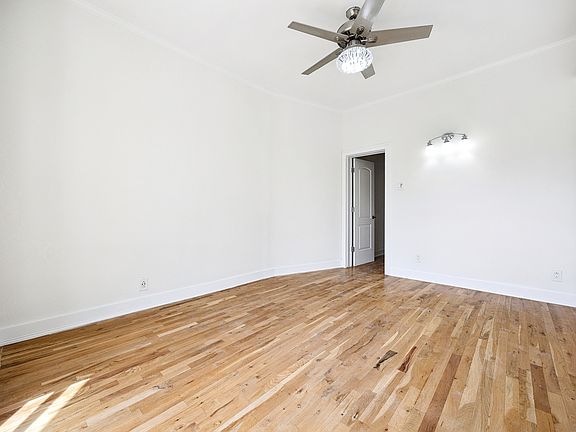 4th image of 365 Rutland Rd #2F