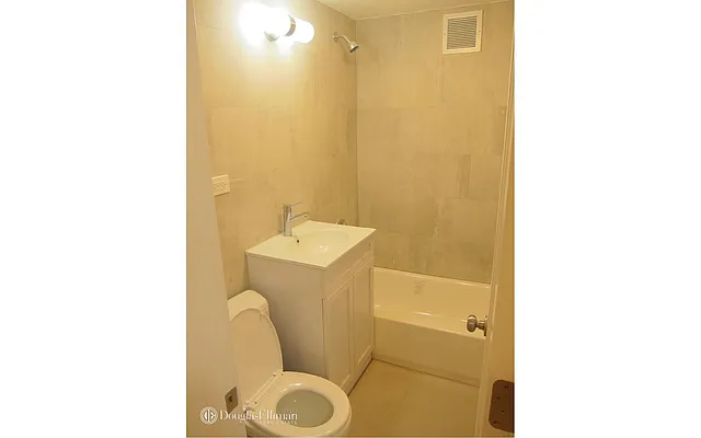 Rented by Douglas Elliman | media 15