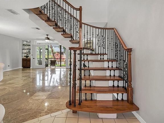 3rd image of 1682 Watermark Cir NE